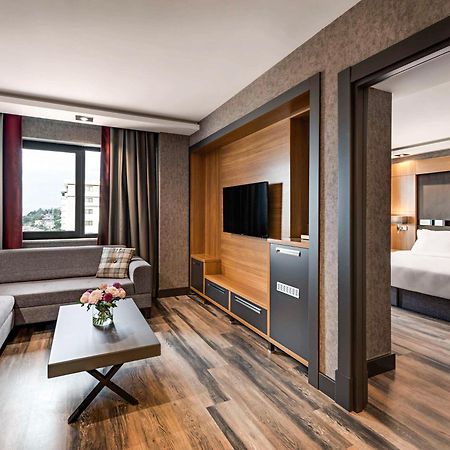 Mövenpick Hotel Trabzon Exteriör bild