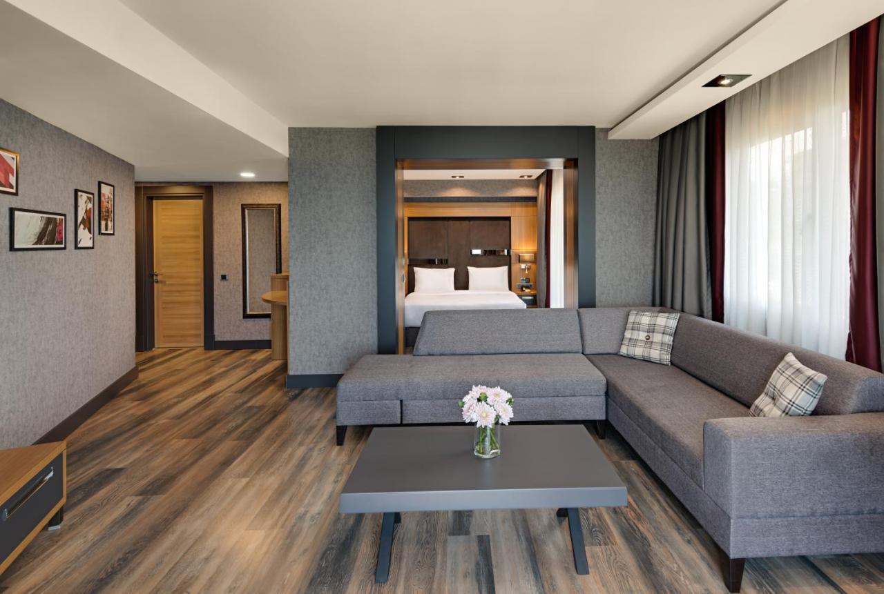 Mövenpick Hotel Trabzon Exteriör bild