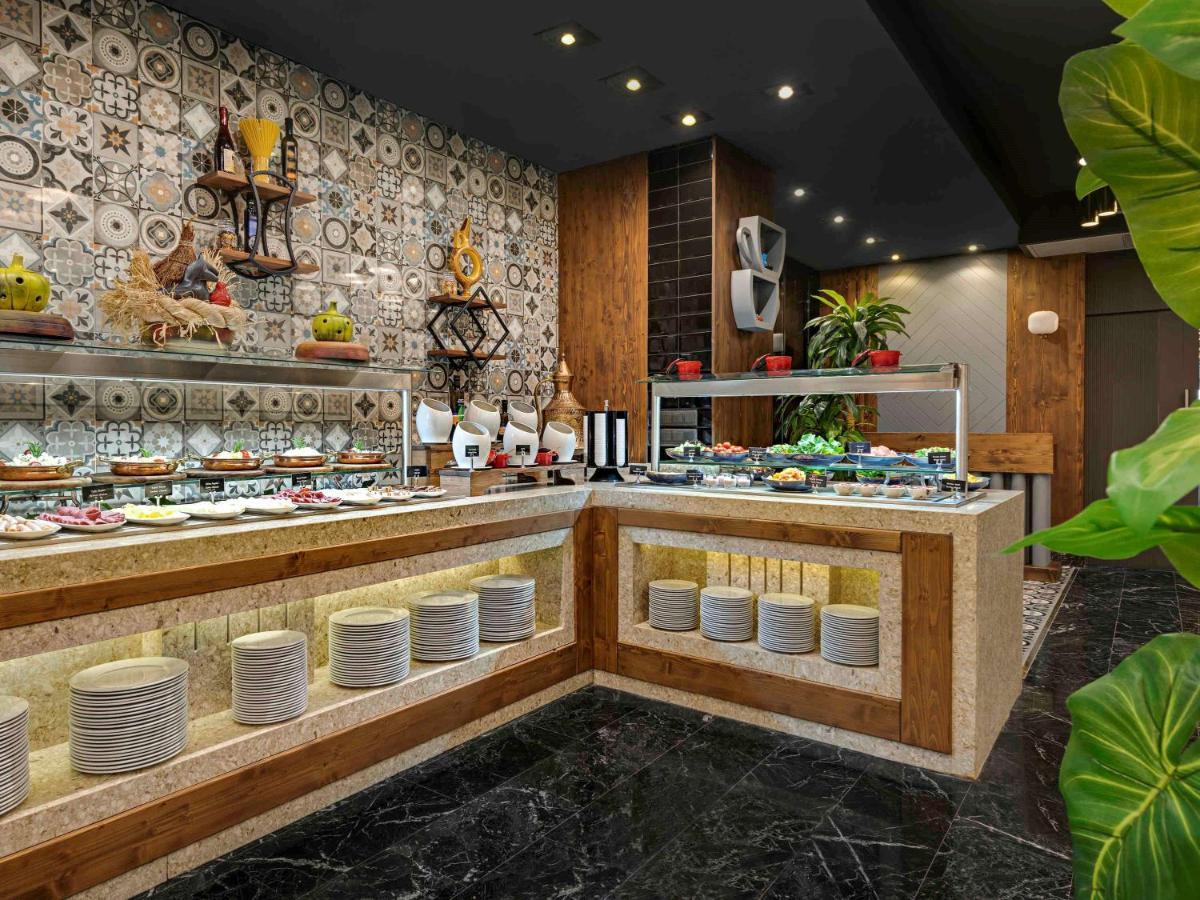 Mövenpick Hotel Trabzon Exteriör bild